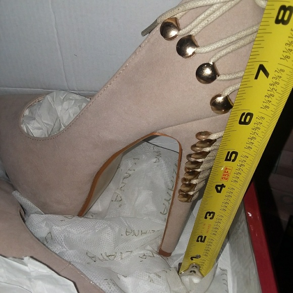 ☄️Nude Beige Corset Back Lace Up Gold Studded Heel - Picture 8 of 8